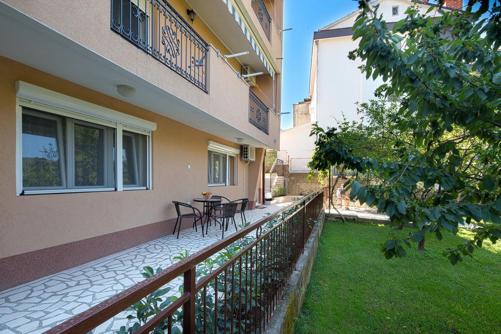 Apartment Mistovic Kotor Exteriör bild
